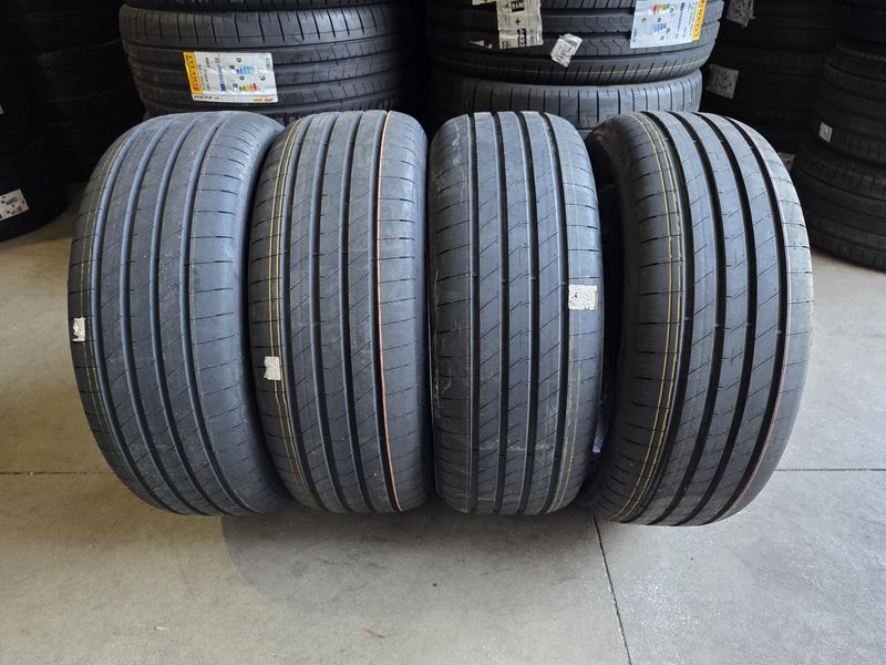 235/50/18 GOODYEAR 4бр
