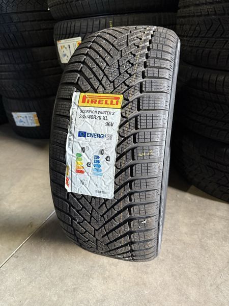 235/40/20 PIRELLI 4бр