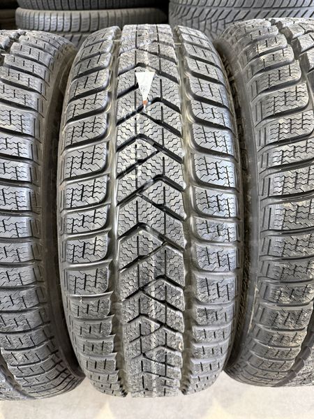 215/55/18 PIRELLI 4бр