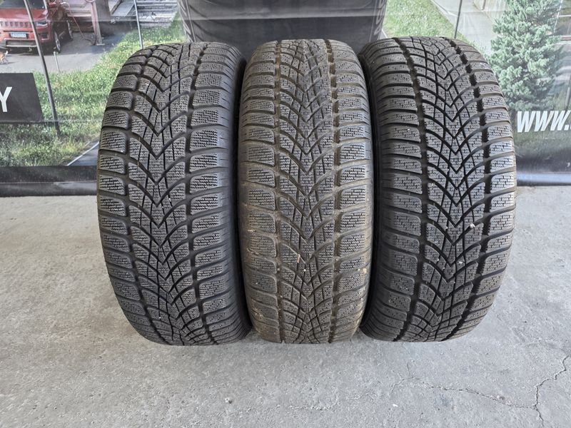 225/55/18 DUNLOP 3бр