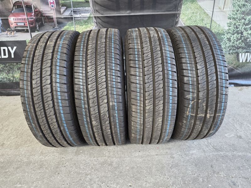 215/65/15C DUNLOP 4бр