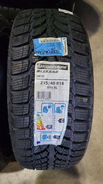 215/40/18 BRIDGESTONE 2бр