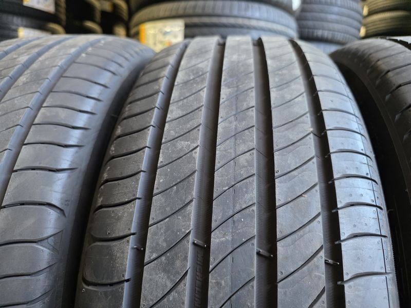 215/55/17 MICHELIN 2бр