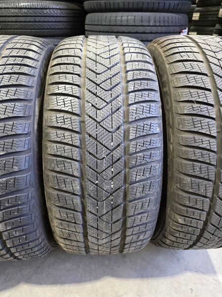 235/40/19 PIRELLI 4бр