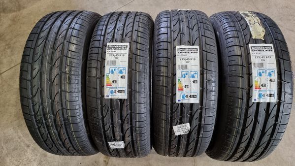 235/45/19/BRIDGESTONE/4бр/RunFlat
