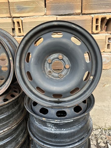 15цола Volkswagen 5x100 Nissan 4x114 3 Peugeot 4x108