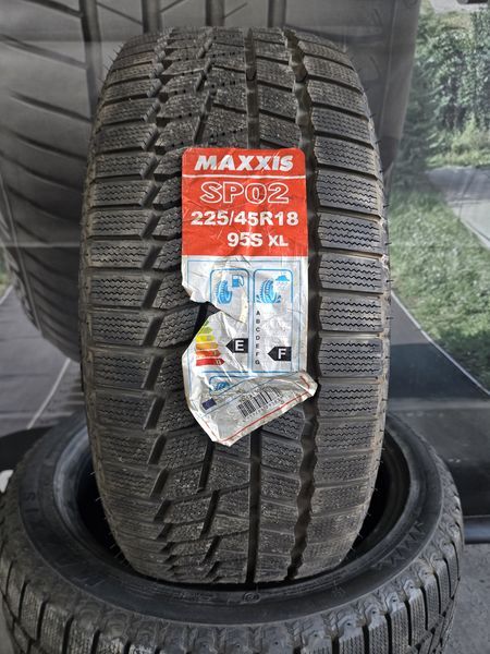 225/45/18 MAXXIS 2бр