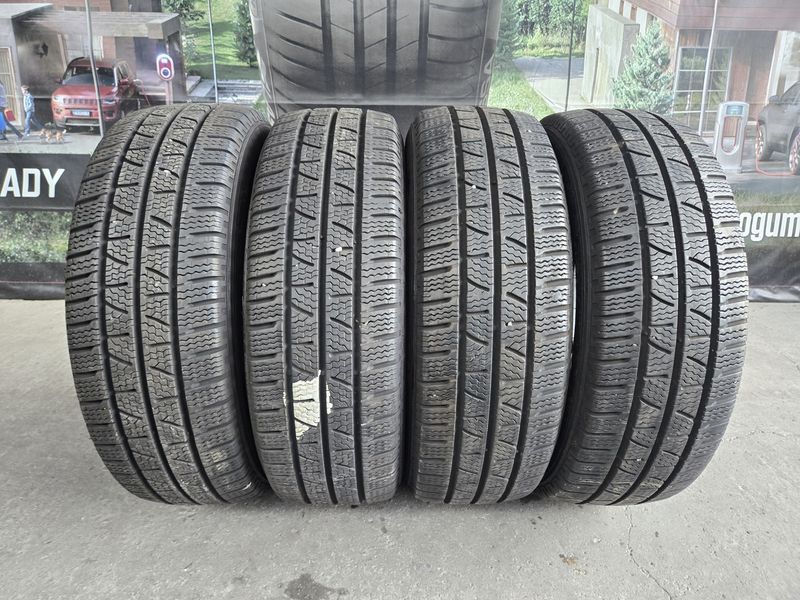 215/60/17C PIRELLI 4бр