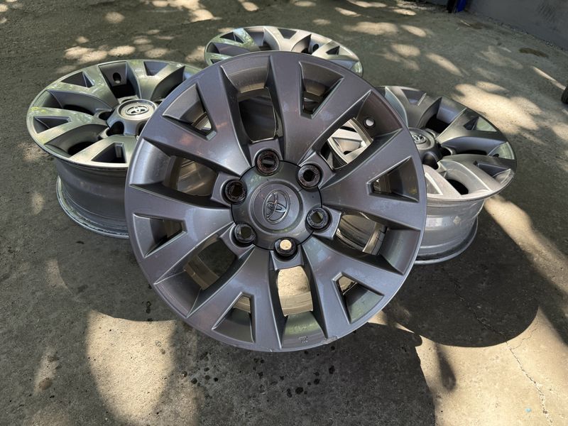 16цола TOYOTA 4бр 6x139 7 4бр Оригинални