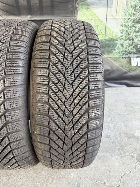 215/55/17 PIRELLI 4бр