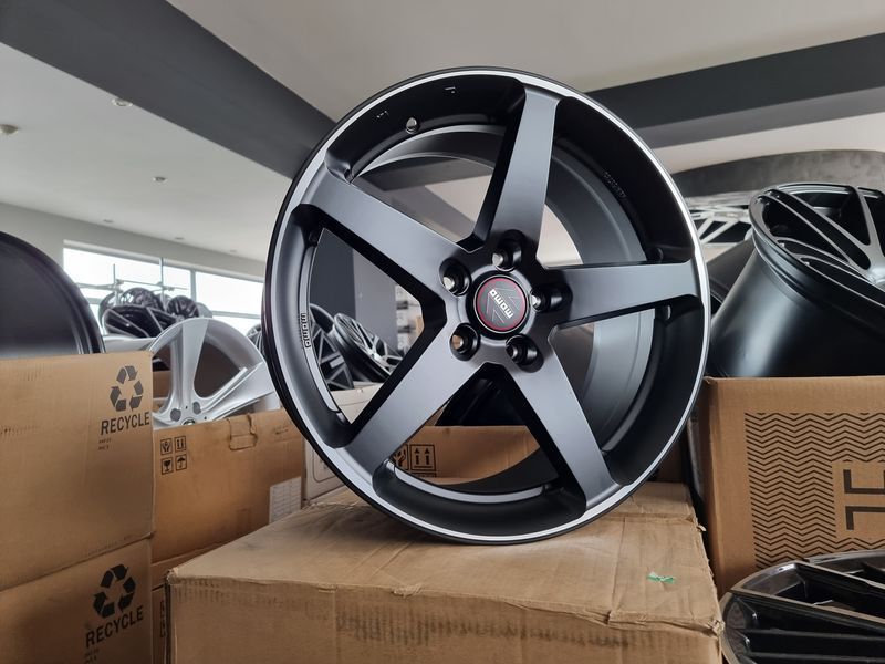 17цола 5x108 Volvo,Ford,Renault,Citroen 5х108