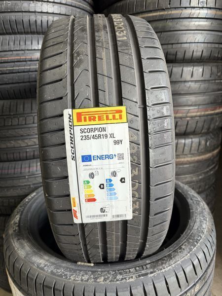 235/45/19 PIRELLI 4бр