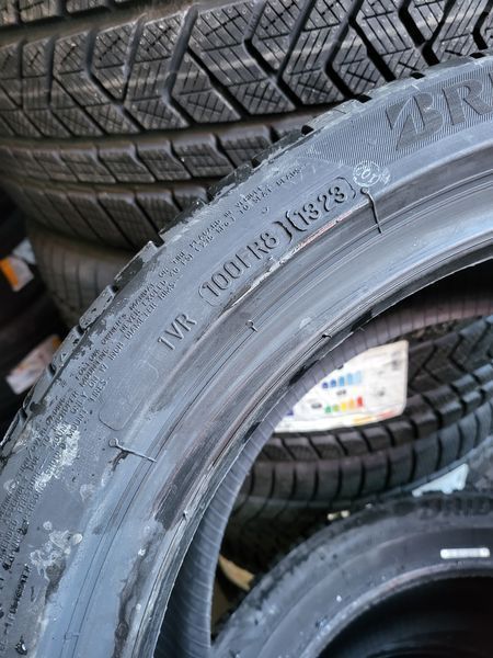 215/45/17 BRIDGESTONE 4бр