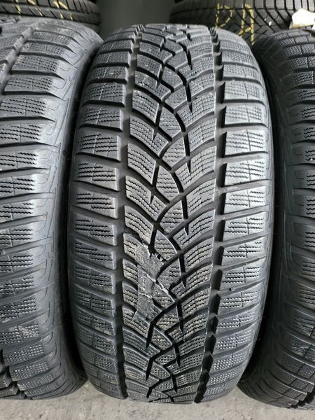 225/50/18 GOODYEAR 4бр