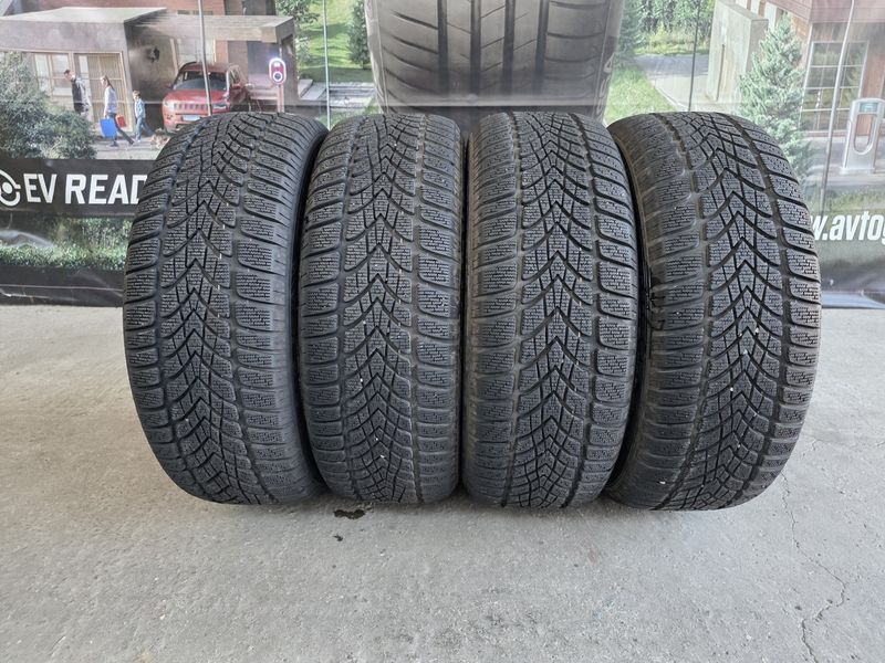 225/55/18 DUNLOP 4бр