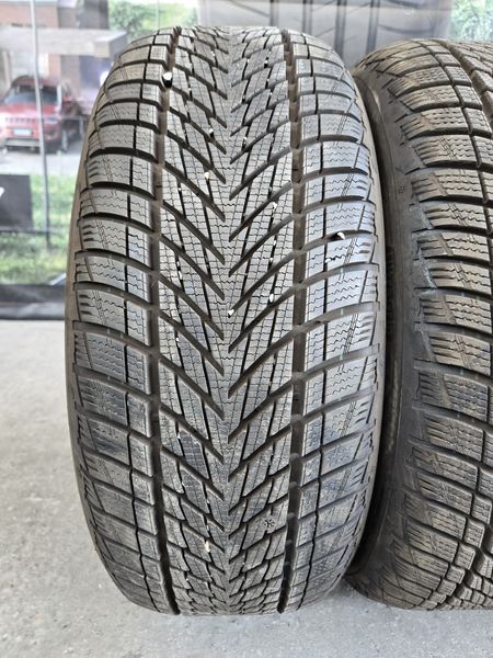 225/50/18 GOODYEAR 4бр