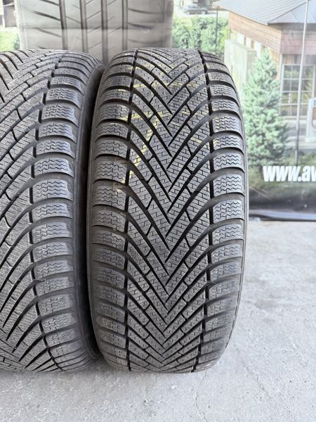 235/50/19 PIRELLI 4бр